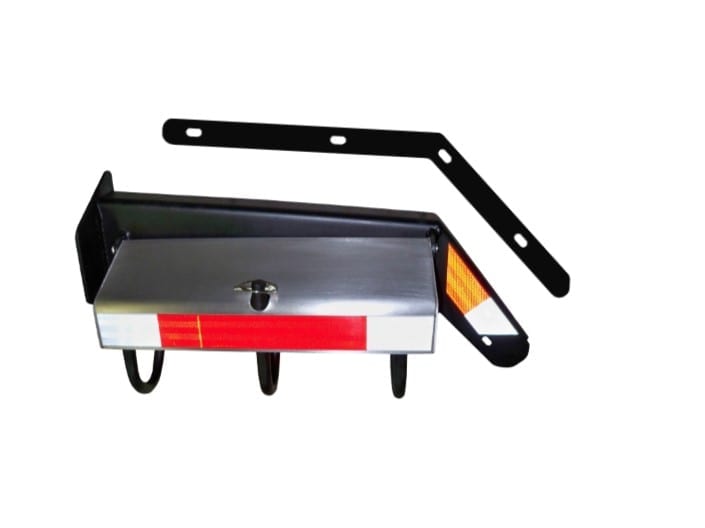 Tire chain hanger with mud flap mounting bracket, RH