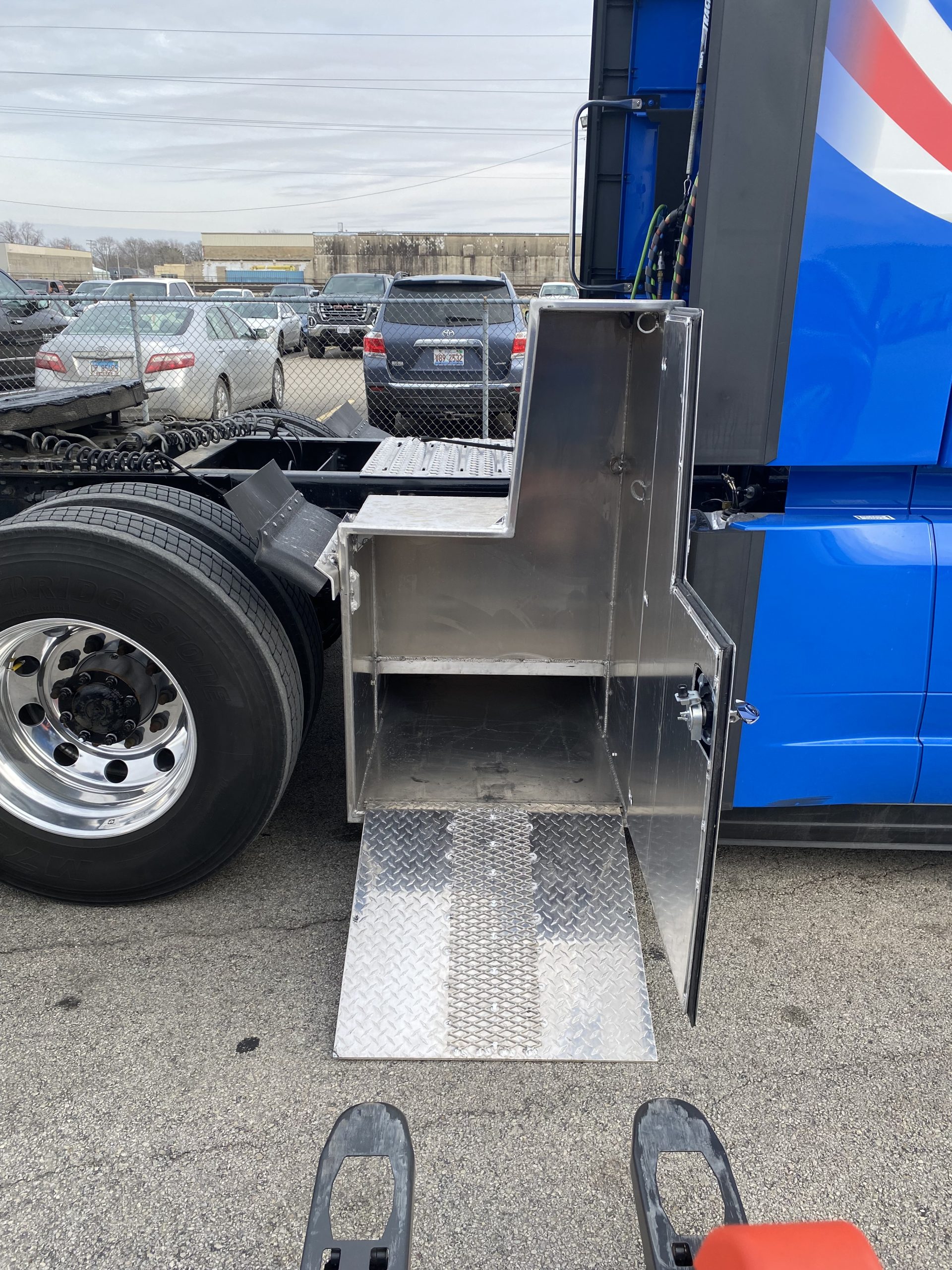 Aluminum Cabinet For Pallet Jack